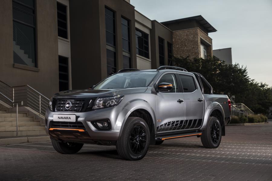  Nissan Navara Stealth Double Cab (D23) 2019 года  (ZA) (фото 4 из 32)